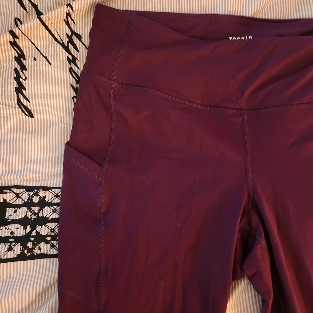 TORRID Magenta-Red Plus Size Leggings
